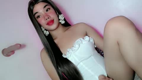 sweet_katrina69 online show from October 4, 8:01 am