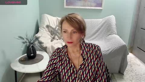 Helen online show from September 25, 7:34 am