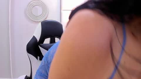 Snapshot of sweet_lucianaaa chatting on September 12, 11:54 am Luciana online show from September 12, 11:54 am