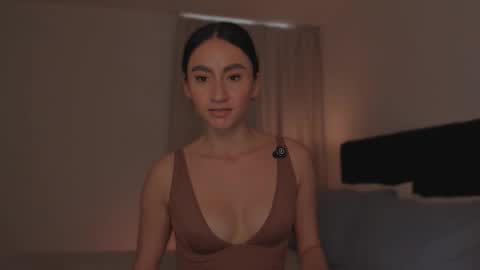 Snapshot of sweet_mara_cat chatting on December 16, 7:41 pm Mor online show from December 16, 7:41 pm