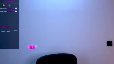 Mia online show from September 9, 10:37 am