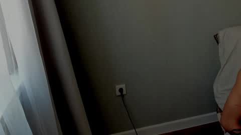 sweet_smith8 online show from September 26, 7:45 am