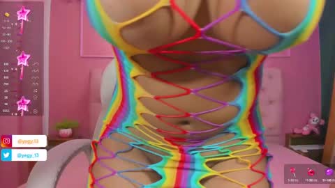 Yeileen online show from December 30, 8:04 pm