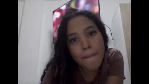 Yeileen online show from February 24, 3:55 am