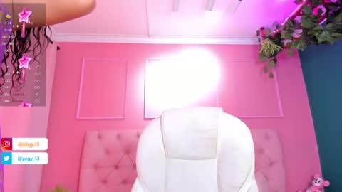 Yeileen online show from February 26, 3:30 pm