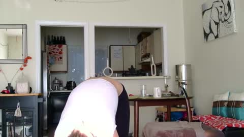 Heidi Brenner - Please check bio for schedule  FAQ online show from October 3, 1:08 pm