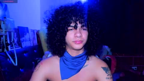 Steven independent model online show from February 9, 5:40 am