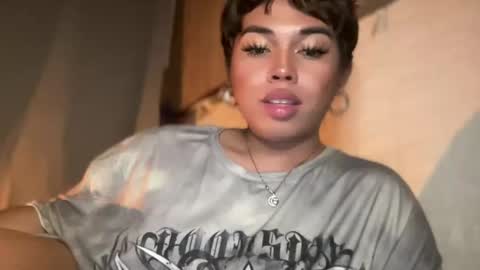 alexa your one and only queen online show from January 2, 5:39 pm