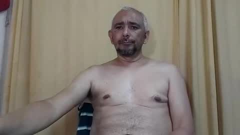 sweetcuervo independent model online show from December 31, 12:11 am