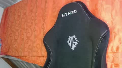 sweetdam12 online show from December 18, 1:26 am