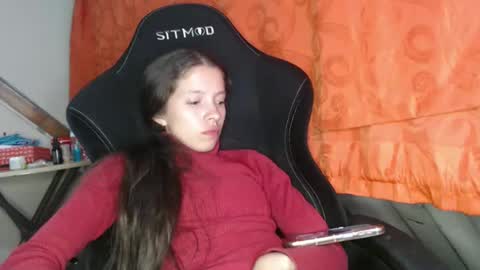 sweetdam12 online show from December 18, 11:30 pm