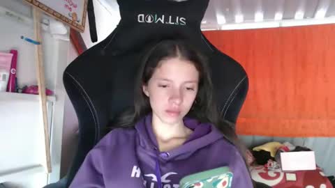 sweetdam12 online show from January 20, 7:25 pm