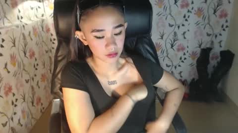 Danni online show from December 26, 2:27 pm