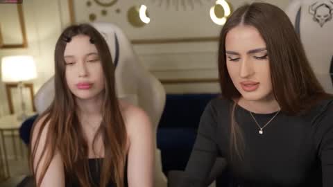 Amelia online show from September 11, 7:03 pm