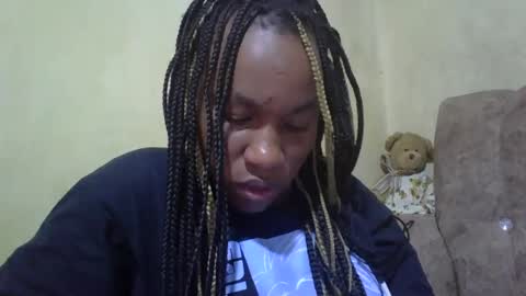 sweetdiva2012 online show from December 5, 4:42 am