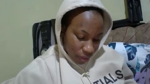 sweetdiva2012 online show from October 10, 8:08 pm