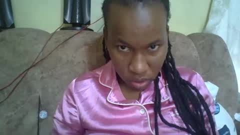 sweetdiva2012 online show from November 11, 6:35 am