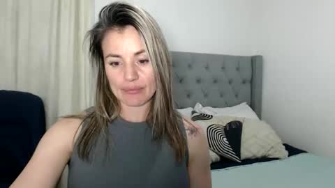 sweef online show from October 27, 12:36 am