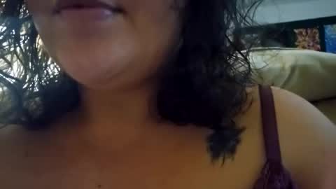 sweetfeet2525 online show from December 1, 11:10 pm