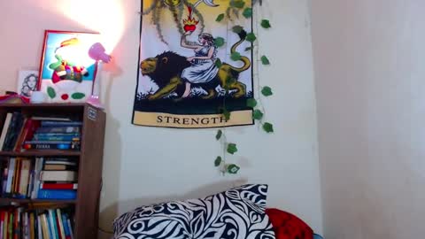 Snapshot of sweetie_maryy chatting on January 5, 10:29 pm Maria my insta sweetie maryy online show from January 5, 10:29 pm