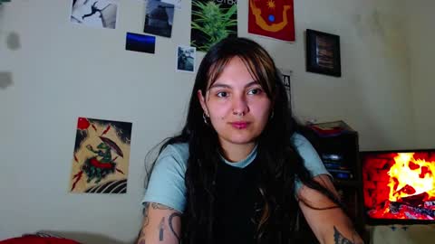 Snapshot of sweetie_maryy chatting on January 28, 6:28 pm Maria my insta sweetie maryy online show from January 28, 6:28 pm