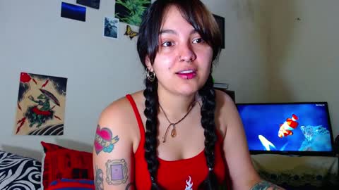 Snapshot of sweetie_maryy chatting on February 2, 4:11 pm Maria my insta sweetie maryy online show from February 2, 4:11 pm