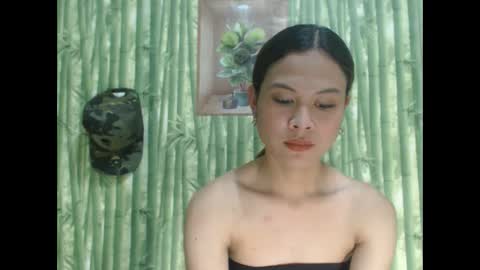 Snapshot of sweetiestkylie chatting on January 18, 2:23 pm sweetiestkylie online show from January 18, 2:23 pm