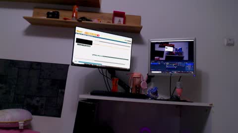 Snapshot of sweetjess022 chatting on January 30, 1:55 am jessica online show from January 30, 1:55 am