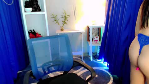 dessiree online show from March 1, 12:23 pm