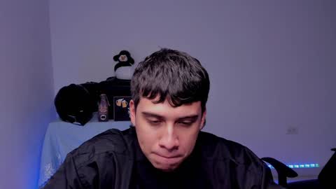 Snapshot of sweetlian_04 chatting on December 21, 4:41 am Lian online show from December 21, 4:41 am