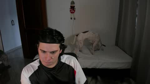 Snapshot of sweetlian_04 chatting on November 12, 5:35 pm Lian online show from November 12, 5:35 pm