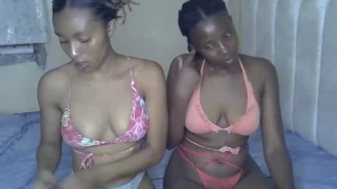 Snapshot of sweetlily_30 chatting on November 13, 12:31 am sweetlily_30 online show from November 13, 12:31 am