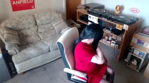 Snapshot of sweetlouise69 chatting on October 11, 8:57 am sweetlouise69 online show from October 11, 8:57 am
