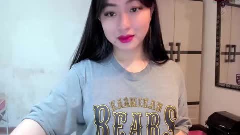 Snapshot of sweetlovepinay04 chatting on January 3, 8:01 pm Zoe online show from January 3, 8:01 pm