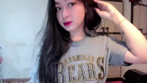 Snapshot of sweetlovepinay04 chatting on January 4, 8:16 pm Zoe online show from January 4, 8:16 pm