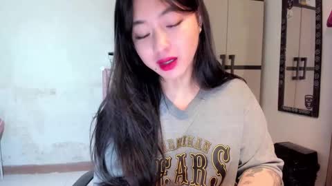 Snapshot of sweetlovepinay04 chatting on January 11, 6:44 pm Zoe online show from January 11, 6:44 pm