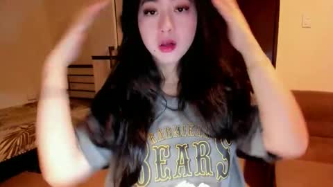 Snapshot of sweetlovepinay04 chatting on October 20, 3:29 am Zoe online show from October 20, 3:29 am