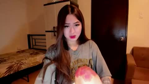 Snapshot of sweetlovepinay04 chatting on October 30, 4:25 am Zoe online show from October 30, 4:25 am