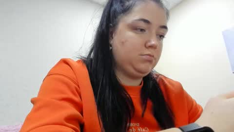 Snapshot of sweetmarylove chatting on December 12, 9:40 am sweetmarylove online show from December 12, 9:40 am