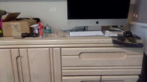 WeAim2PZzz online show from December 12, 6:42 pm