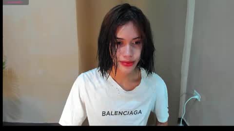 Erica   online show from November 5, 9:42 am