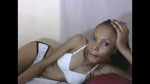 Snapshot of sweetpetite254 chatting on October 26, 6:47 pm ESTHER online show from October 26, 6:47 pm