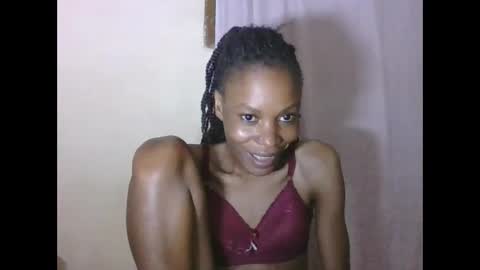 Snapshot of sweetpetite254 chatting on October 30, 1:40 am ESTHER online show from October 30, 1:40 am