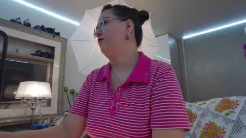 SweetRaisa online show from November 17, 12:38 am