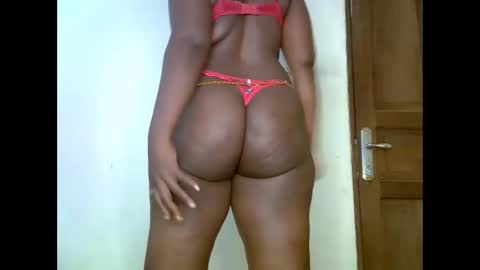 sweetrenne online show from February 14, 8:21 am