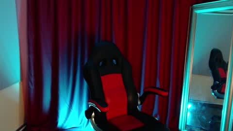 Snapshot of sweetrubiblues chatting on January 18, 12:24 am Rubi online show from January 18, 12:24 am