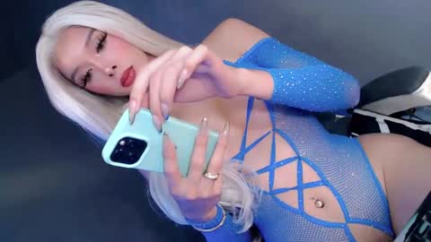 Snapshot of sweetsassyts chatting on March 4, 6:15 am keana online show from March 4, 6:15 am