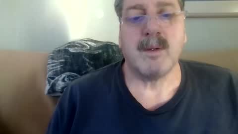 sweetbrowneyes623 online show from January 7, 8:42 pm