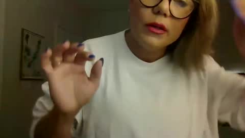 sweetsugar1979 online show from November 24, 2:11 am