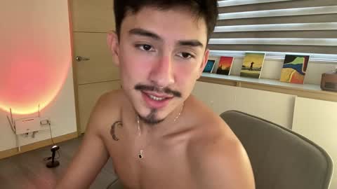 Snapshot of sweettaaron chatting on November 20, 5:34 pm Andy online show from November 20, 5:34 pm